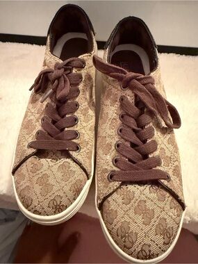 GUESS Calebb4 chunky sneakers roze/oranje/wit